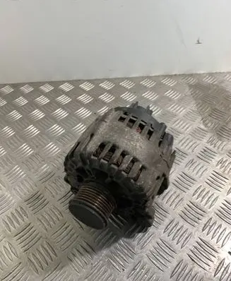 Volkswagen PASSAT B7 Generator/alternator 03L903023B