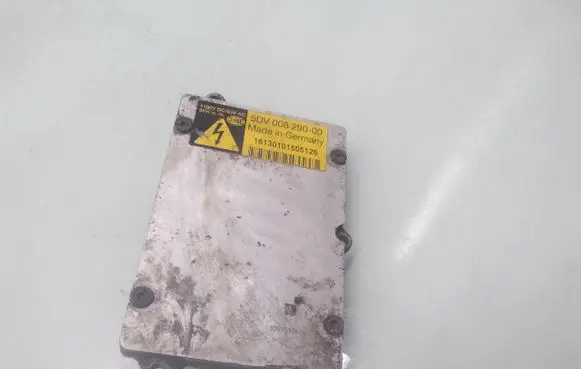 Mercedes-Benz E W211 Headlight ballast module Xenon 5DV00829000