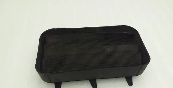 Peugeot RCZ Quarter panel pressure vent 9658246080