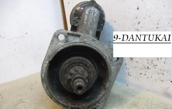 Volkswagen Jetta II Starter motor 1005822166 13L 0331303041