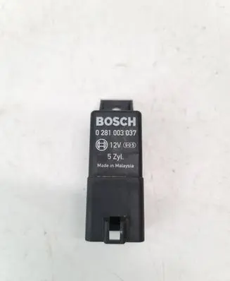 Volvo V70 Glow plug pre-heat relay 0281003037 8692859