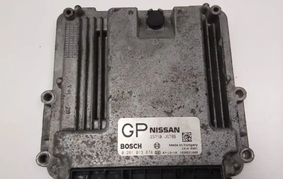 Nissan X-Trail T31 Engine control unit/module 23710JG78B 0281013874