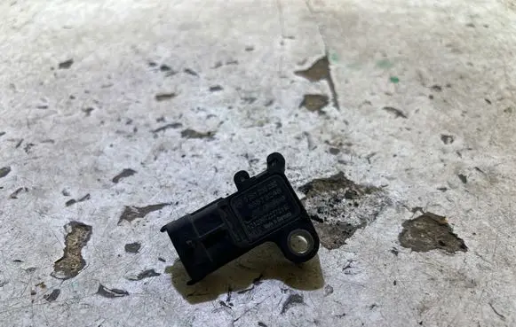 Opel Corsa D Air pressure sensor 0261230282 55573248 121209T222721E