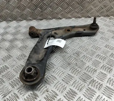 Peugeot 108 Front lower control arm/wishbone B000770180