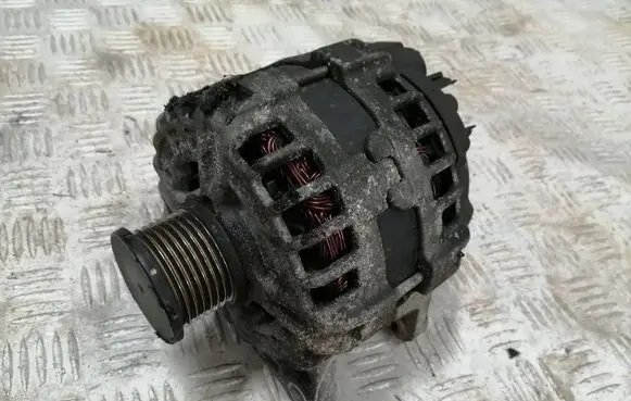 Nissan Qashqai Generator/alternator 231004BE0B