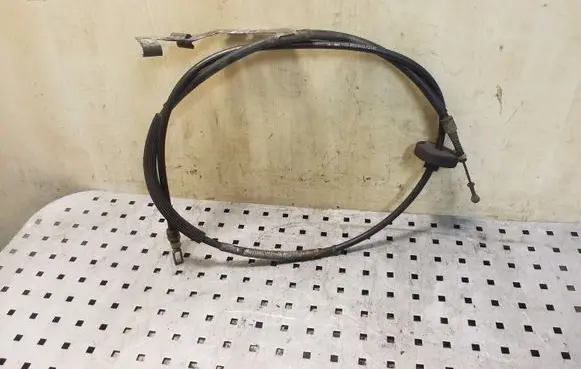 Handbrake/parking brake wiring cable