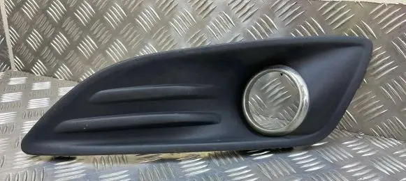 Ford Fiesta Front bumper lower grill C1BB15A222D