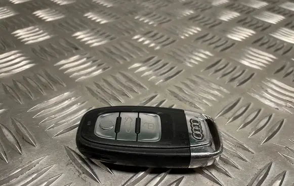 Audi Q5 SQ5 Ignition key/card 8K0959754BM