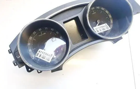 Skoda Superb B6 (3T) Speedometer (instrument cluster) 3T1920841D