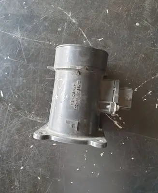 Nissan Primera Mass air flow meter 22680AW400