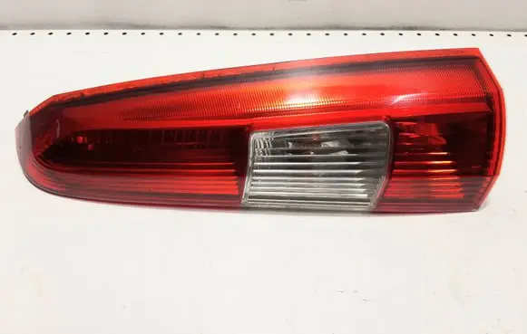 Volvo V70 Rear/tail lights