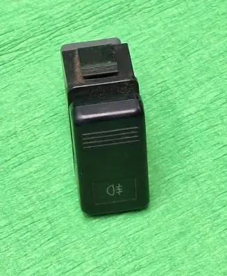 Fog light switch