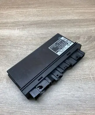 BMW 5 E60 E61 Comfort/convenience module 9136040 5WK49110
