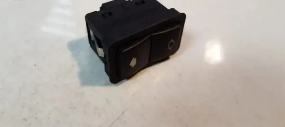 BMW 5 E39 Electric window control switch 8368974