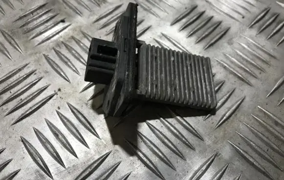 Hyundai Accent Heater blower motor/fan resistor