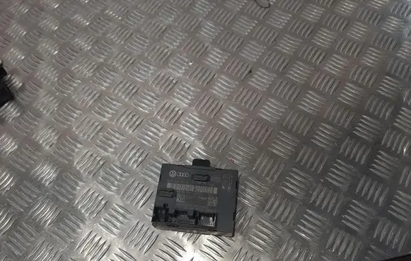 Audi Q5 SQ5 Door control unit/module 8K0959795D
