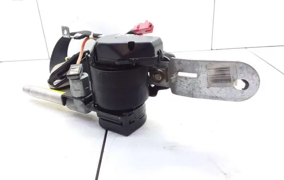 Mitsubishi Carisma Front seatbelt 570321200 E13044007