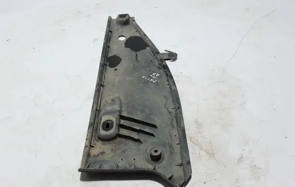 Engine splash shield/under tray