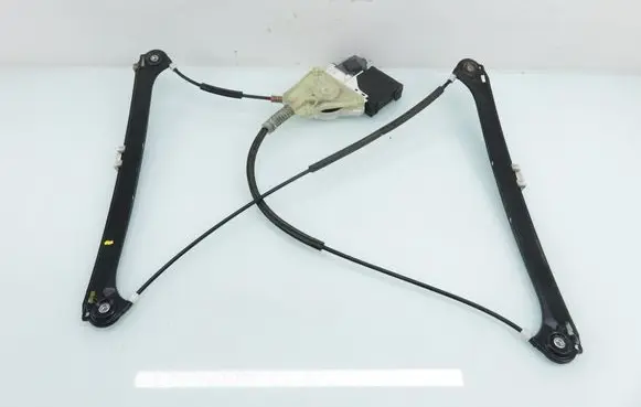 Audi A3 S3 8P Front door window regulator with motor 8P0959801
