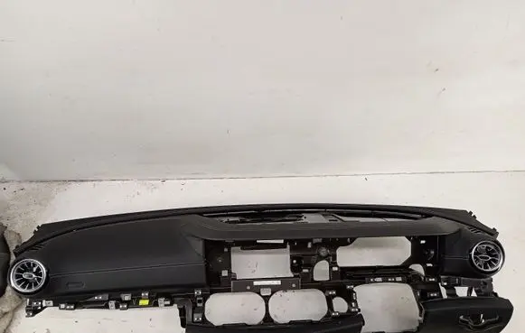 Mercedes-Benz E W213 Dashboard A213680990400