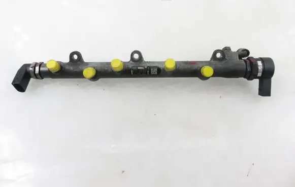 BMW X3 E83 Fuel main line pipe 0281002481 0281002497 0445214030