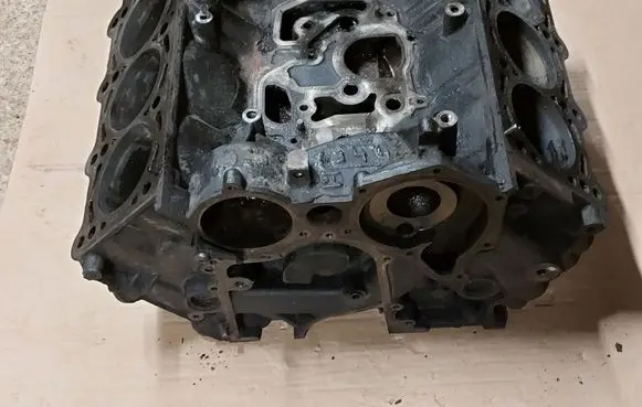 Audi A6 S6 C6 4F Engine block BMK