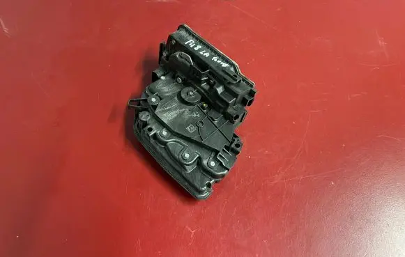 BMW X1 F48 F49 Front door lock 7281931 51217281931