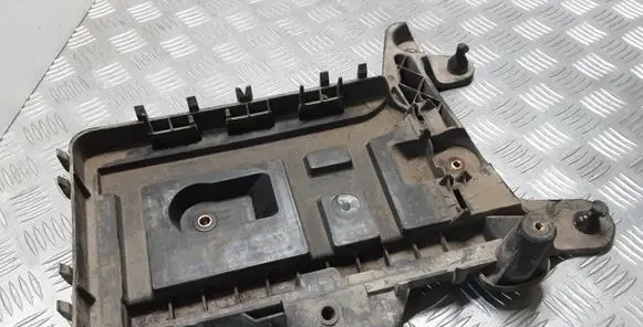 Seat Altea Battery tray 1K0915333C