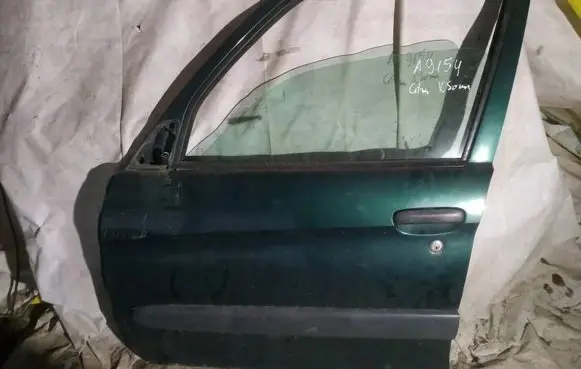Citroen Xsara Picasso Front door zalios