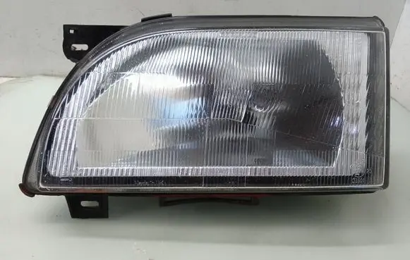 Ford Transit Headlight/headlamp 92VB13006