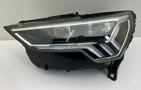 Audi Q3 F3 Headlight/headlamp 83A941033