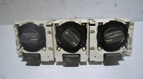 Volvo S40, V40 Climate control unit 612657