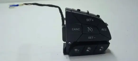 Jeep Grand Cherokee Cruise control switch P68245342AA