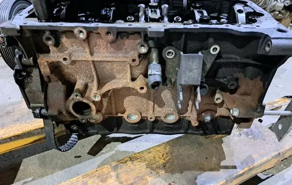 Volvo V50 Engine block 