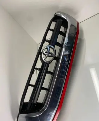 Toyota Hilux (AN10, AN20, AN30) Front grill 5310035800 5310035810