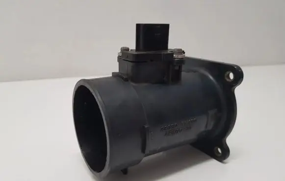Nissan X-Trail T30 Mass air flow meter 22680AW400 226807S000