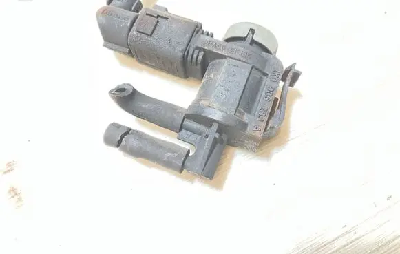 Audi A6 S6 C6 4F Turbo solenoid valve 1K0906283A