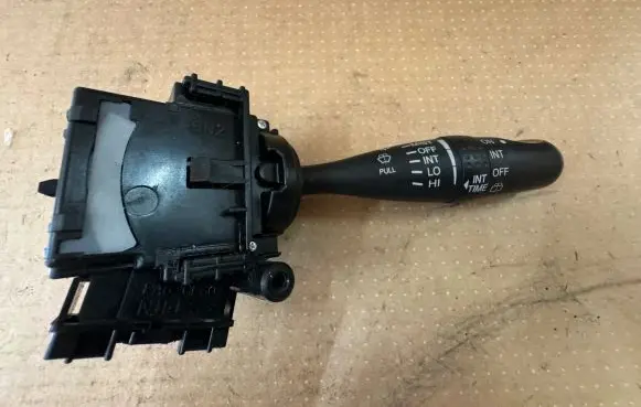 Suzuki Grand Vitara II Wiper speed switch PA6GF30