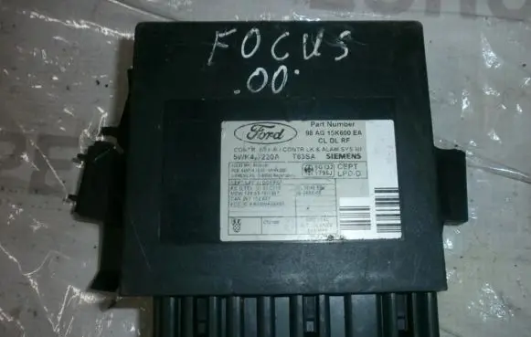 Ford Focus Comfort/convenience module 98ag15k600ea 5WK47220A
