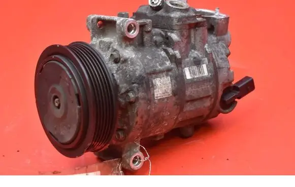 Volkswagen Golf V Air conditioning (A/C) compressor (pump) 1K0820859N