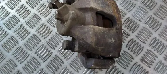 Ford Focus C-MAX Front brake caliper