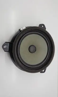 Toyota RAV 4 (XA40) Front door speaker 8616052331 EAS16P794S