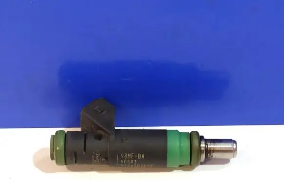 Ford Focus Fuel injector 98MFBA9F593 98MFBA