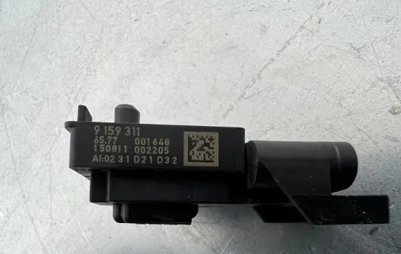BMW 5 GT F07 Airbag deployment crash/impact sensor 9159311