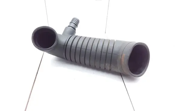 Volkswagen PASSAT B5 Intercooler hose/pipe 8D0129615 PX0416500