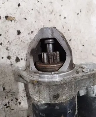 Mercedes-Benz C W203 Starter motor A0051513901