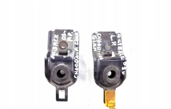 Subaru Outback Radiator mount bracket