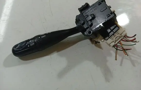 Toyota Corolla E120 E130 Indicator stalk 02180