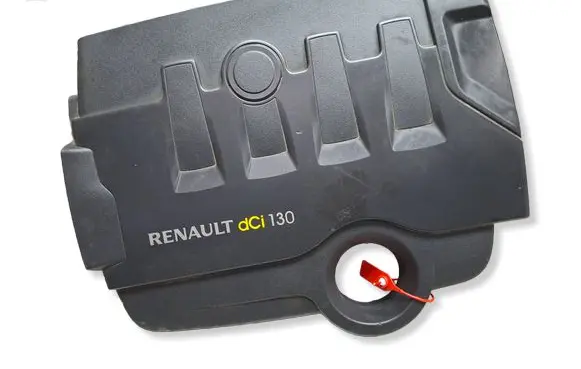 Renault Megane III Engine cover (trim) S26301331 8200990282