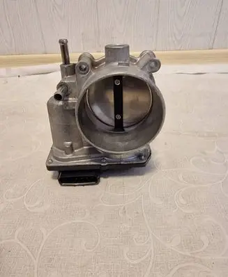 Lexus RX 450H Throttle valve 220300P060 9F06 02031